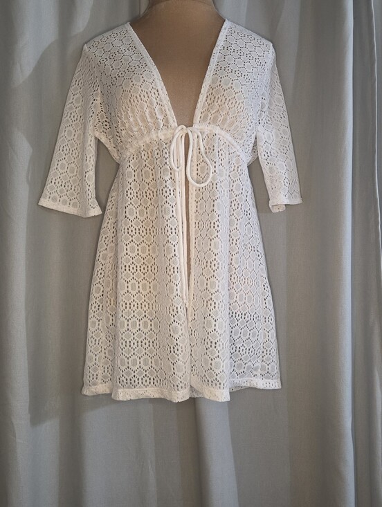 Catalina Other - Catalina White Lace Swim Coverup Size M Medium